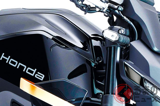 ホンダ新型「ビッグバイク」実車公開！ 超パワフルな