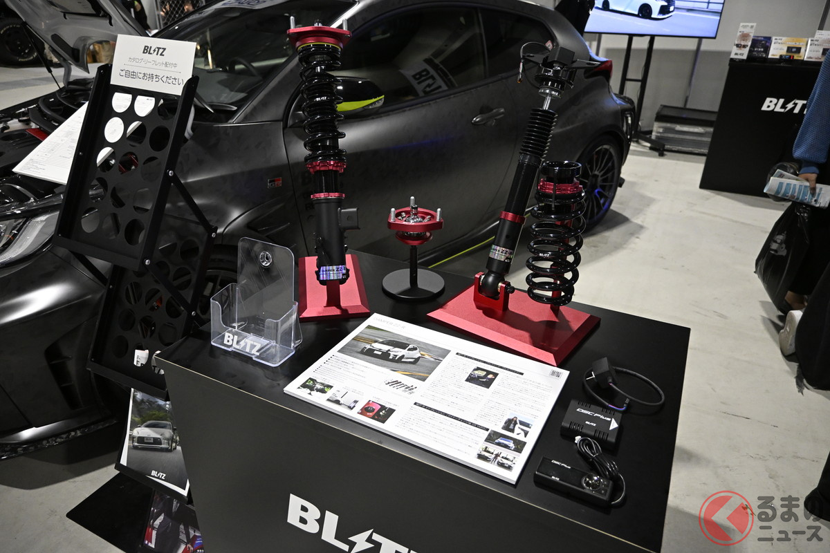 車高調整式サスペンション「DAMPER ZZ-R」