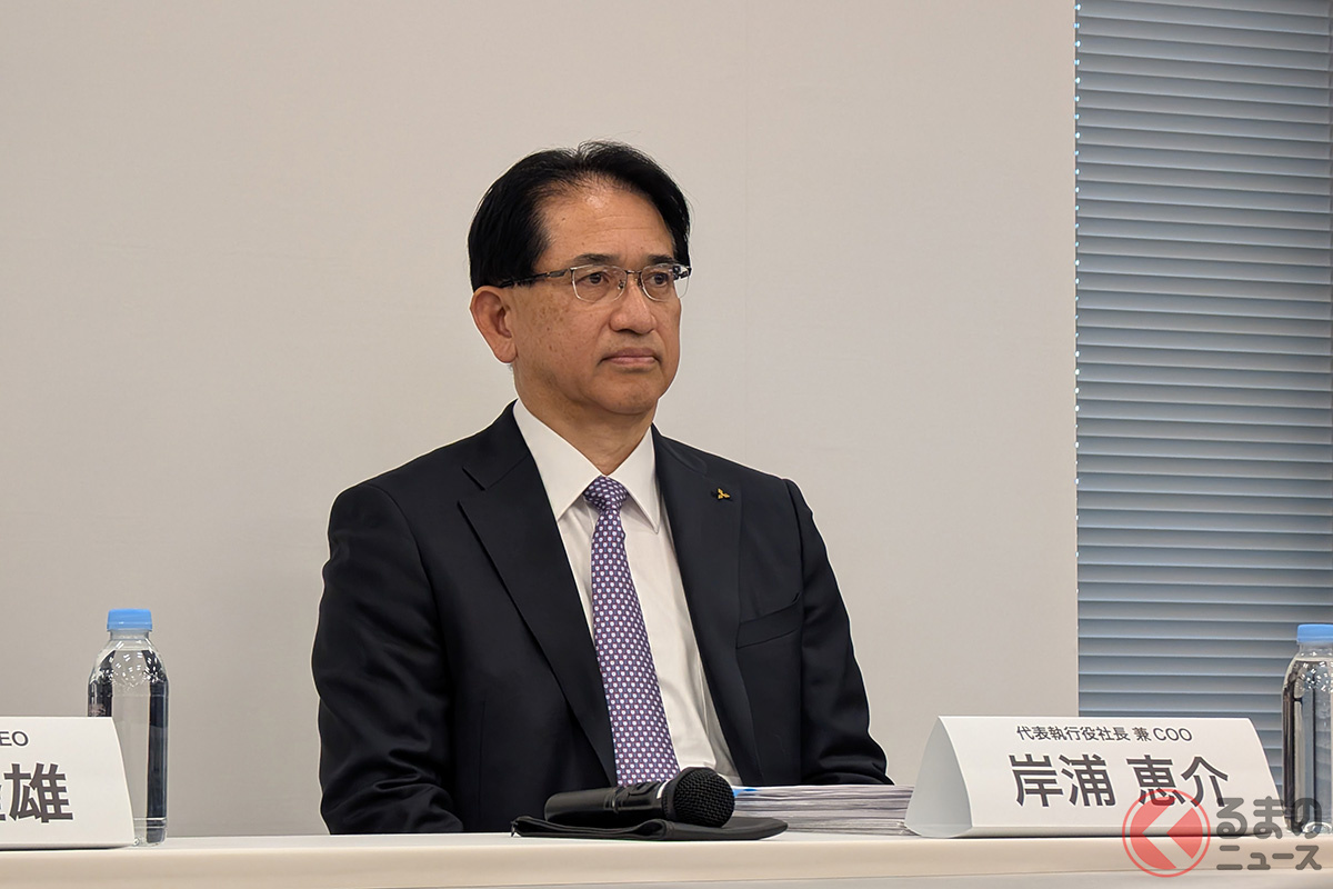 2030年代に向けた新中長期ビジョンを発表(画像は岸浦社長)