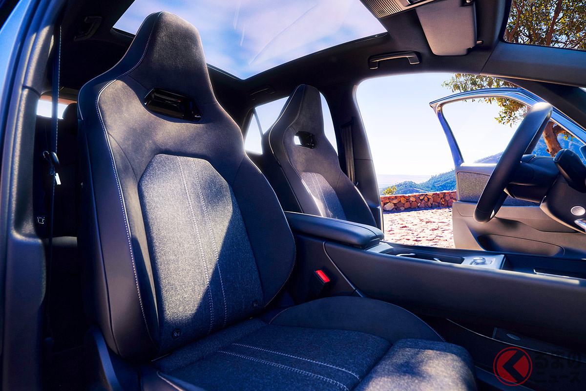 よりスポーティでダイナミックなプロポーションに進化した新型「コンパクトカー」とは