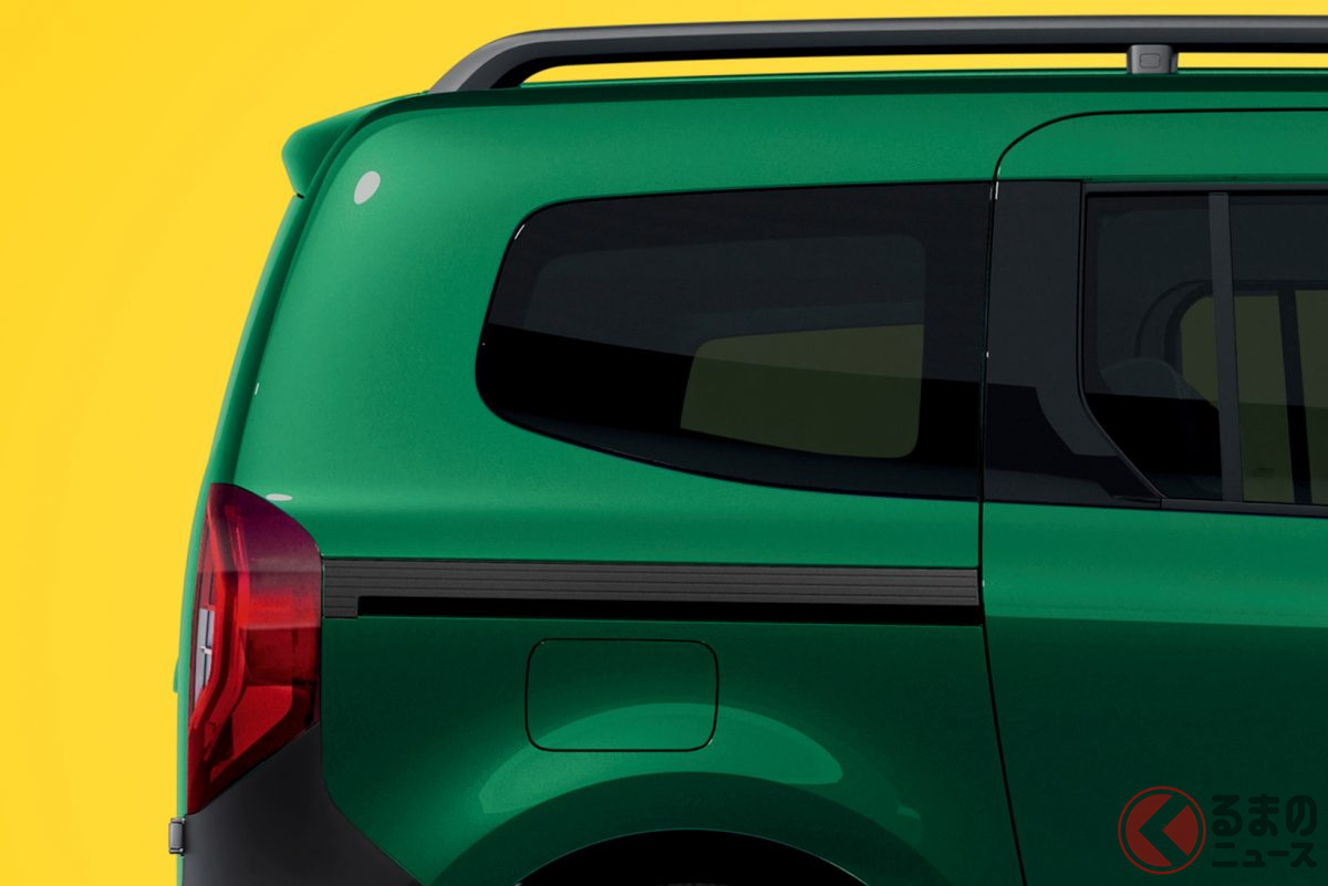 Renault Adds New "Vert Paris" Color to Grand Kangoo Couleur 7-Seater Minivan in Japan