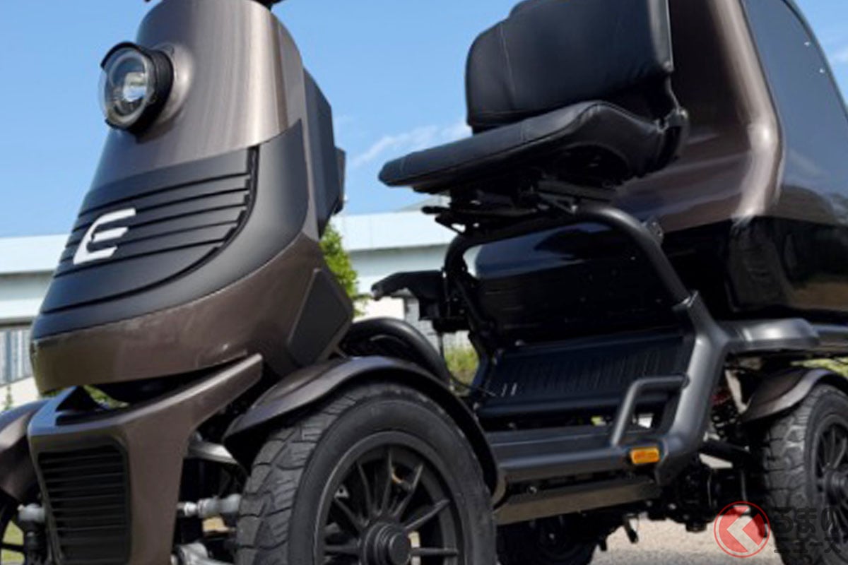免許不要で乗れる四輪モビリティ「ELEGRAN(エレグラン)」G-class