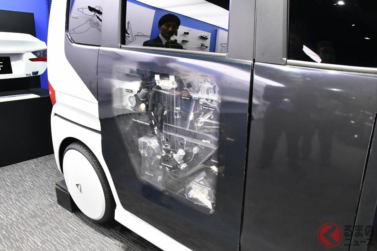 パワートレインのイメージが強いアイシンだが、軽自動車のスライドドアシェアはほぼ100%だという