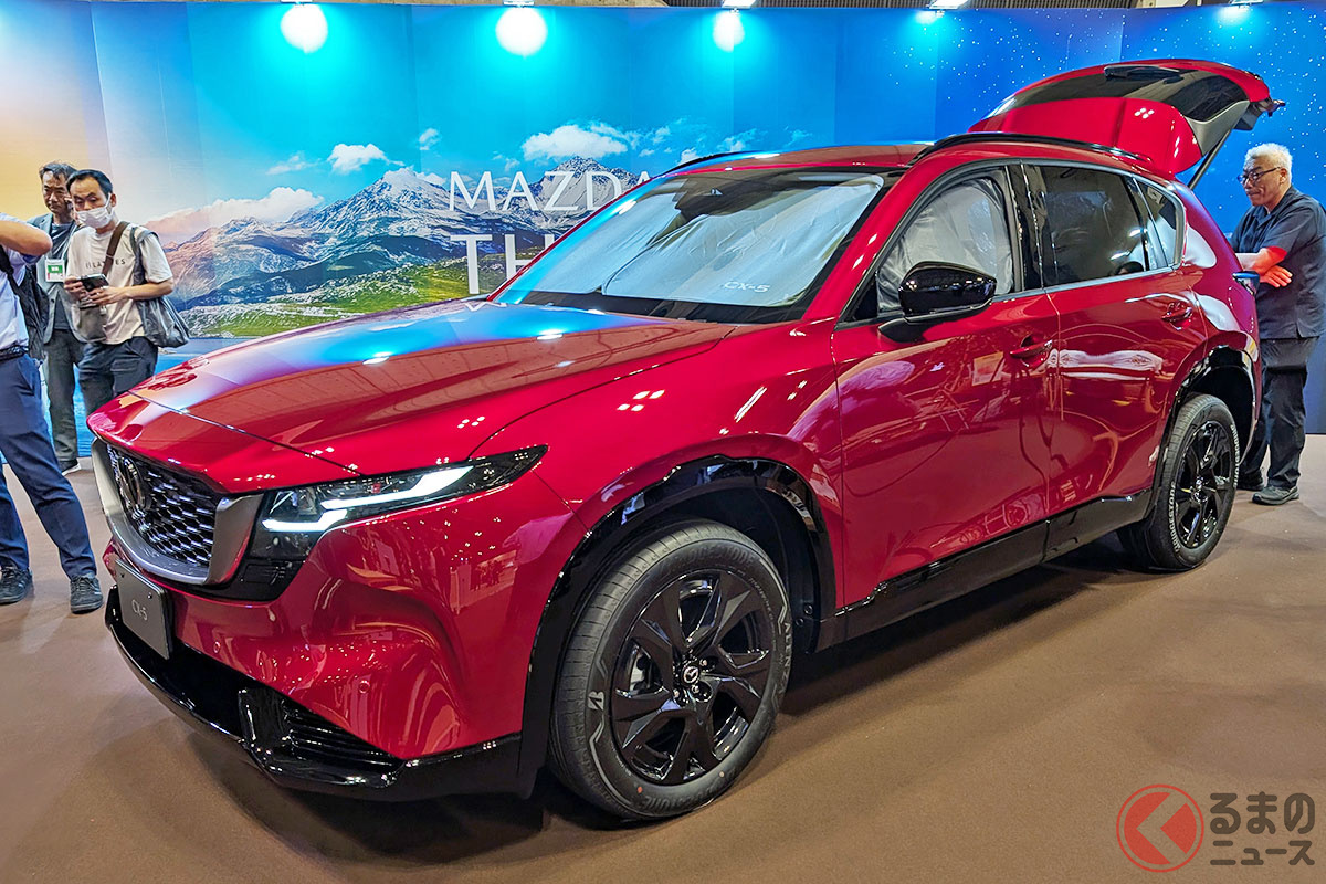 アウトドアイベント「TOKYO OUTDOOR SHOW 2026」（幕張メッセ）に出展されたマツダ「新型CX-5」の車中泊仕様車