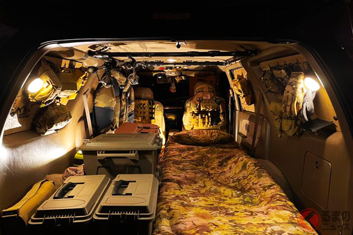 本気過ぎるトヨタ ハイラックスサーフ車中泊仕様 がスゴい 究極の自分カスタム 快適な過ごし方とは くるまのニュース 本気過ぎるトヨタ ハイラックスサーフ車中泊仕様 がスゴい 究極の自分カスタム 快適な過ごし方とは くるまのニュース