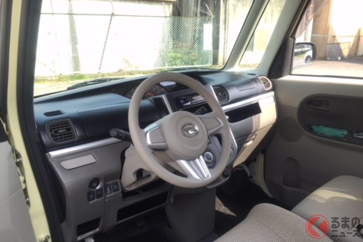 なぜダイハツ タント 左ハンドル仕様 が存在する 軽自動車なのに 左にハンドルがある 理由とは くるまのニュース なぜダイハツ タント 左ハンドル仕様 が存在する 軽自動車なのに 左にハンドルがある 理由とは くるまのニュース