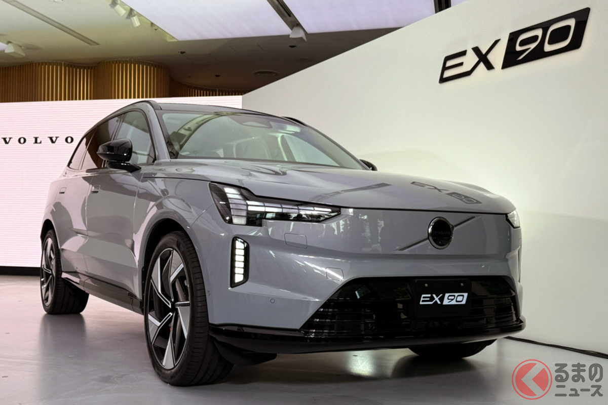 130万画素のピクセルLEDヘッドライトを採用したボルボの新型フラッグシップ電動SUV「EX90」