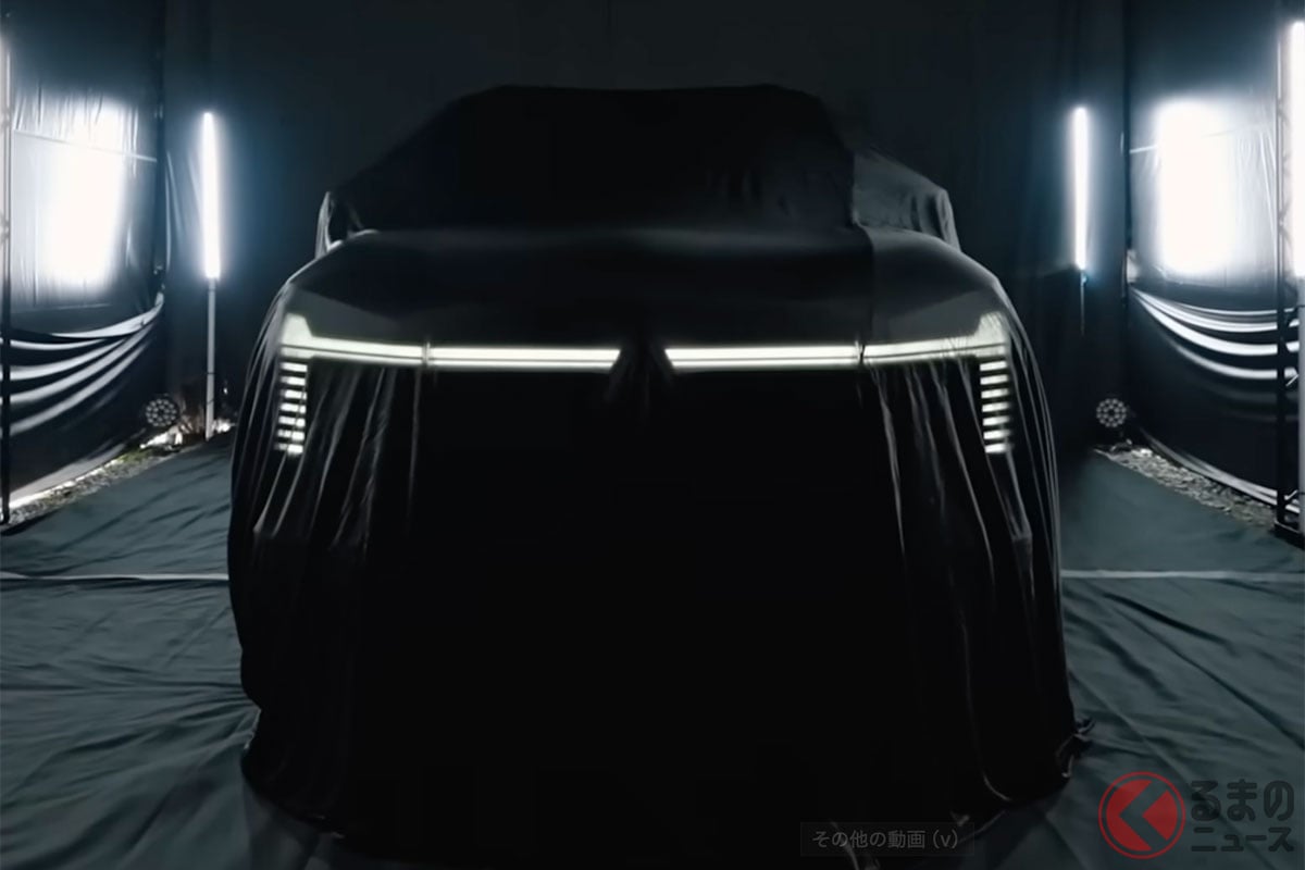 一部の一般参加者に披露された新型「パジェロ」(画像:三菱自動車公式YouTube動画より)