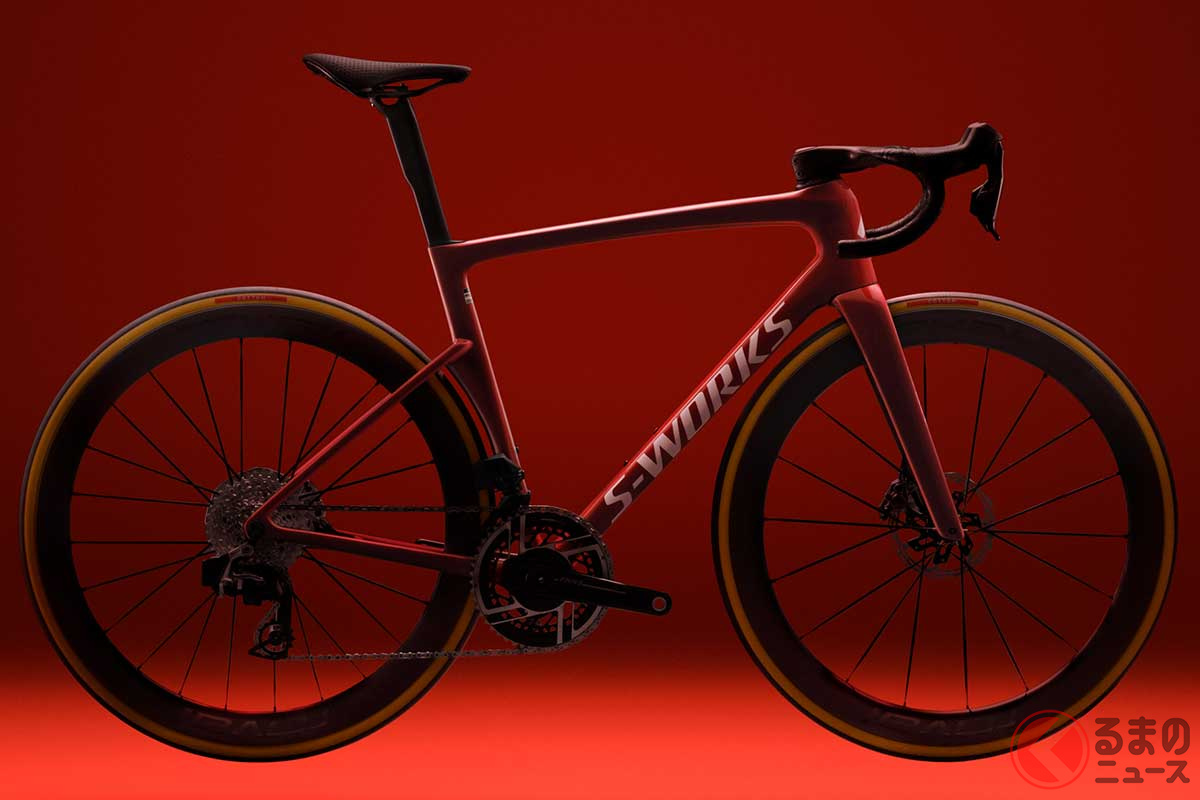 SPECILAIZED「S-Works Tarmac SL9」は、第113回ツール・ド・フランス開幕に合わせて発表された、ロングセラーモデルの第9世代
