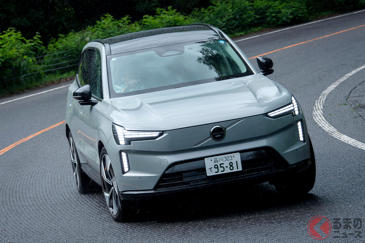 青山のボルボ・スタジオ東京を出発し、日光方面までロングドライブをおこなった