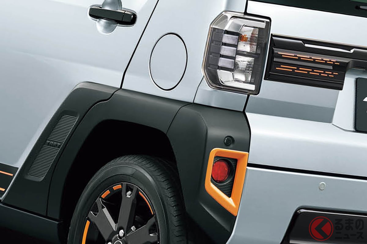 見た目が“ジムニー級”の「カクカクSUV」!