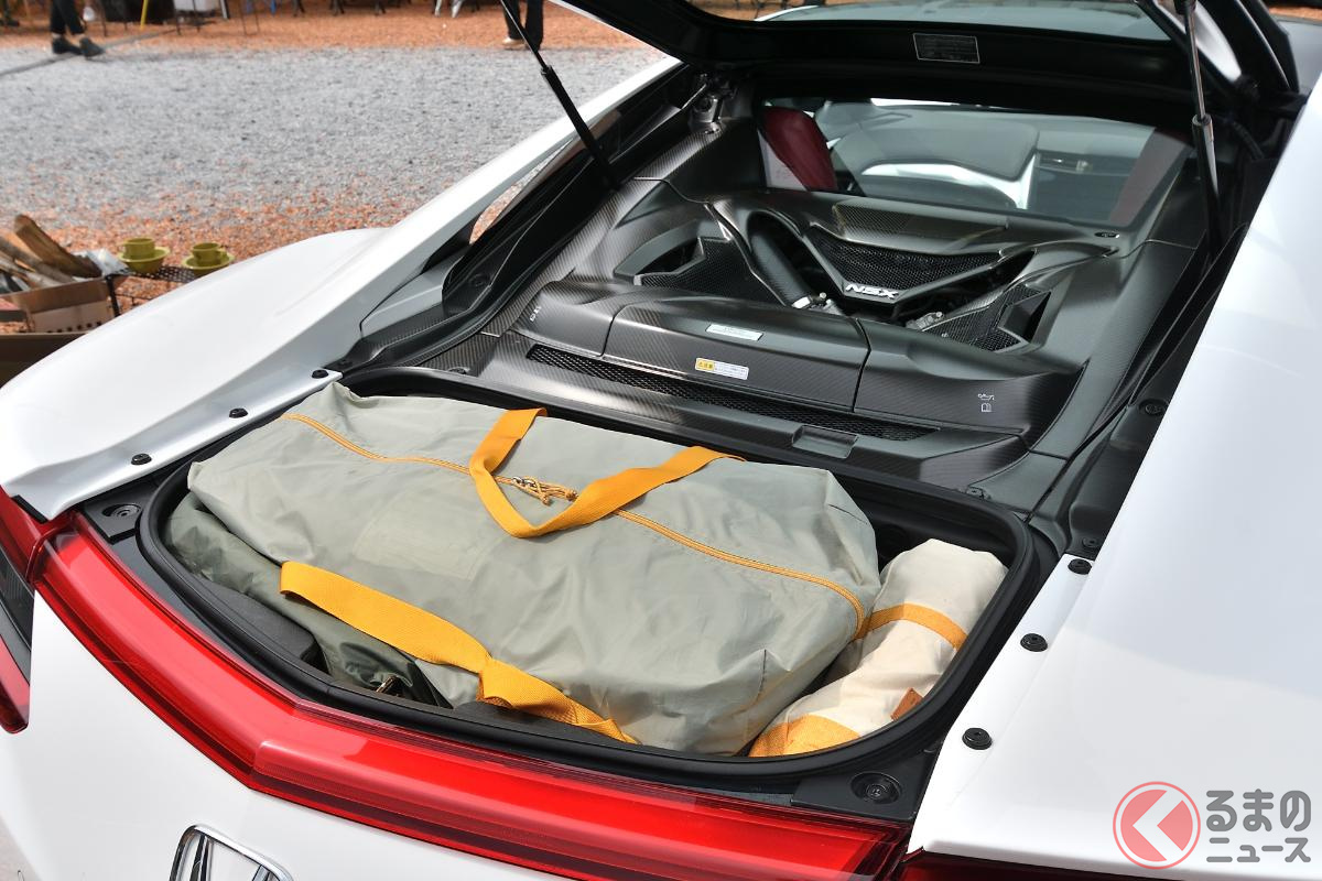 キャンプグッズも積める「NSX」
