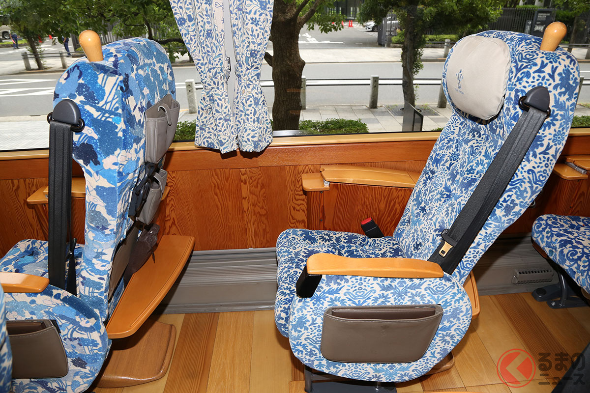 「真結（ゆい）」の専用車両「YUI PRIMA」のシート