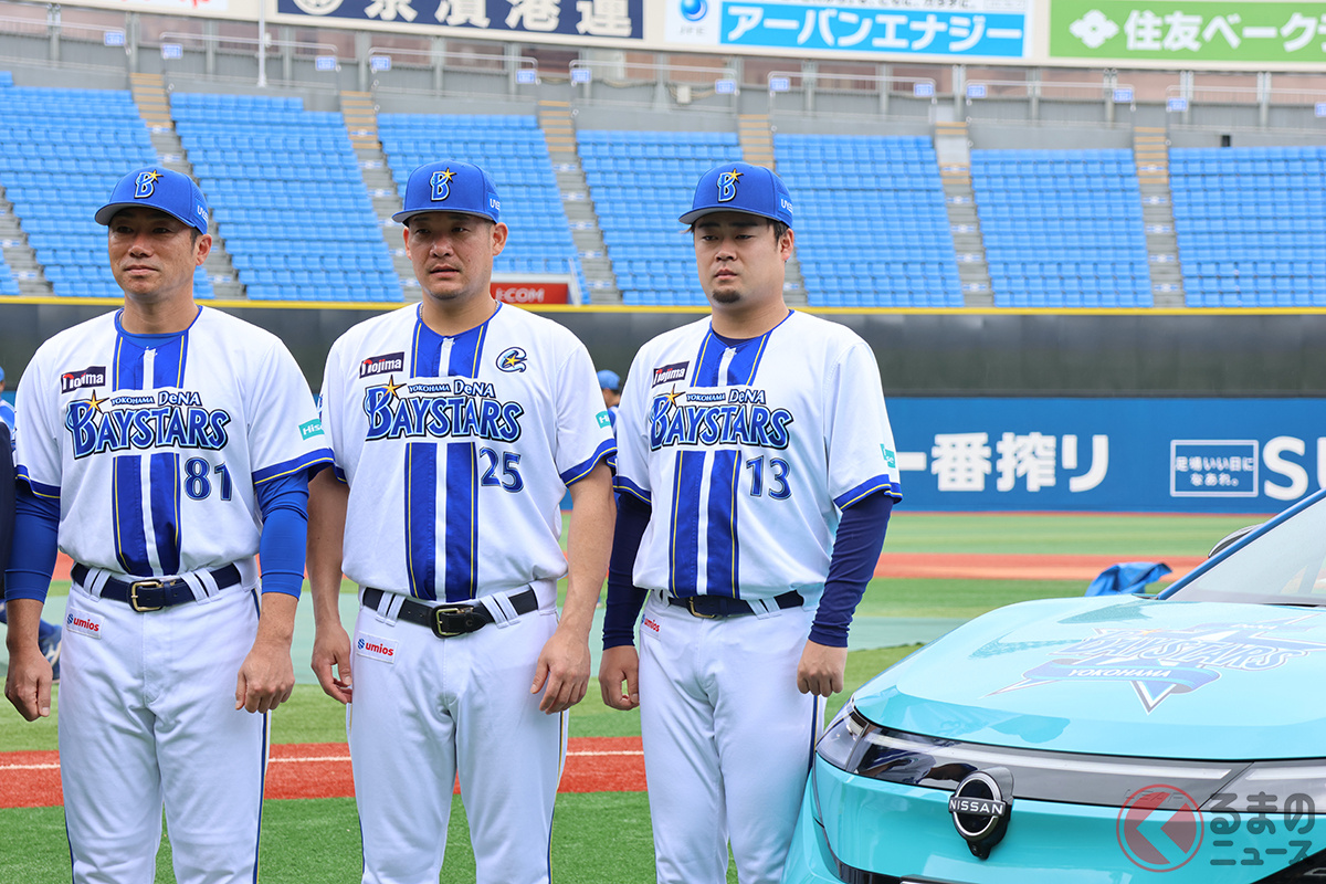 横浜DeNAベイスターズ(左から)相川亮二監督、筒香嘉智選手、伊勢大夢投手