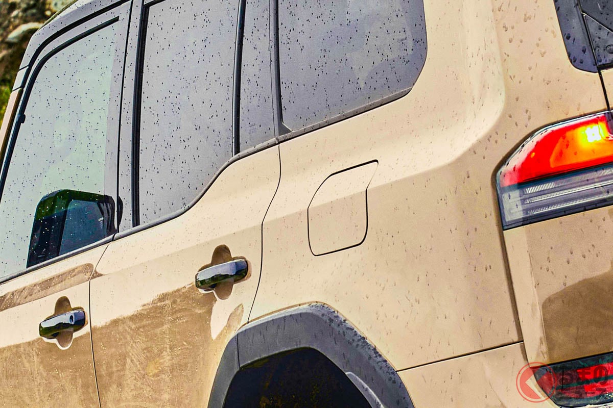 ”最低地上高”をアップしたレクサス新型「カクカクSUV」!