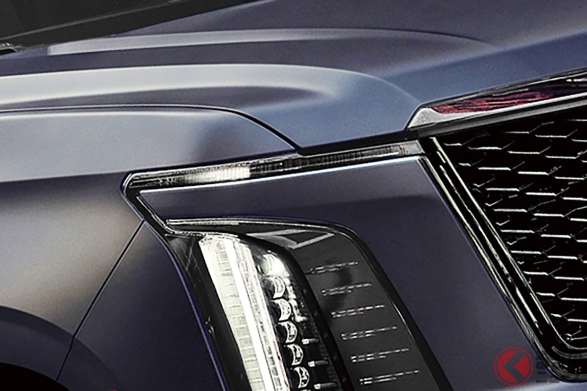 漆黒仕様の新「“3列7人乗り”高級SUV」がイイ!