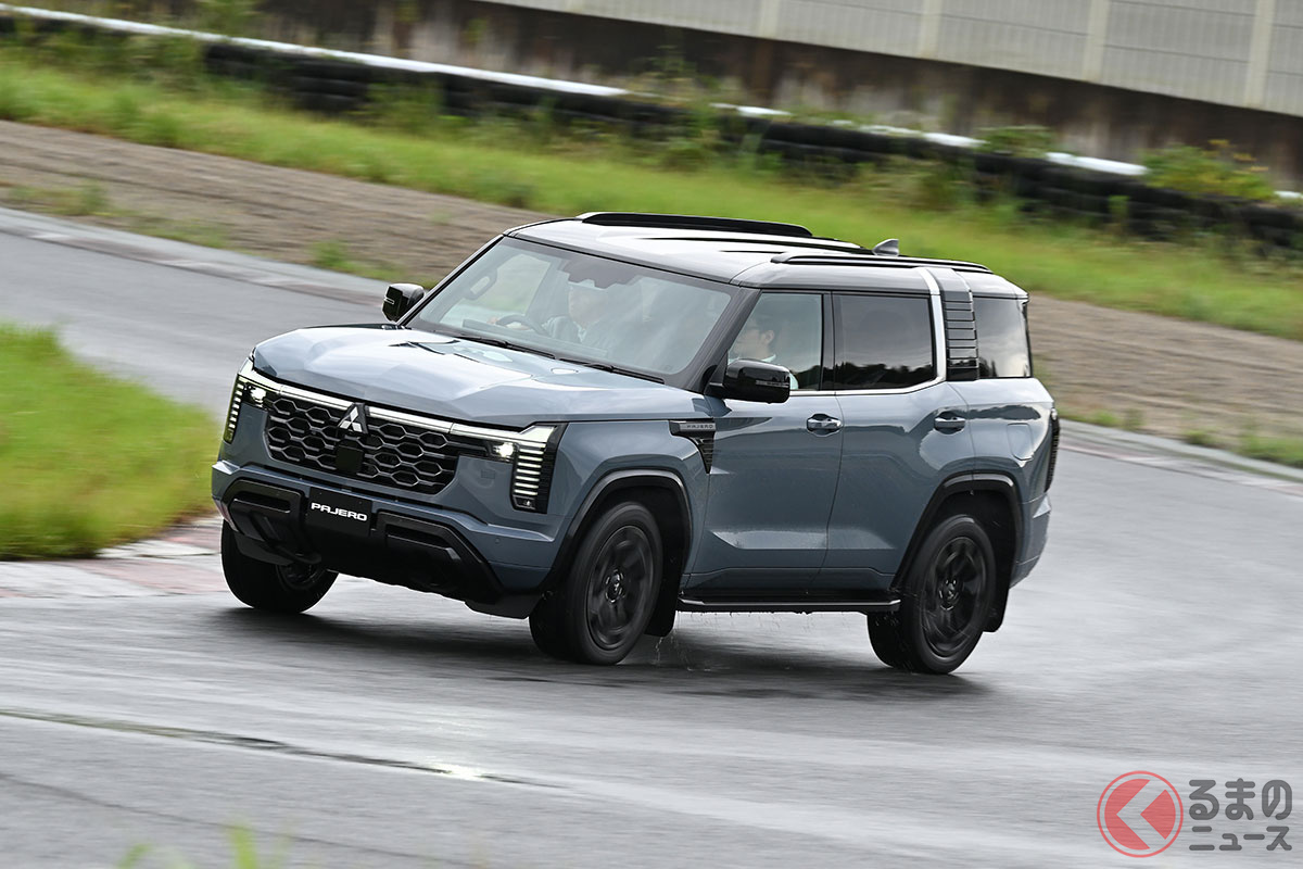 サーキットでも安定している三菱新型「パジェロ」