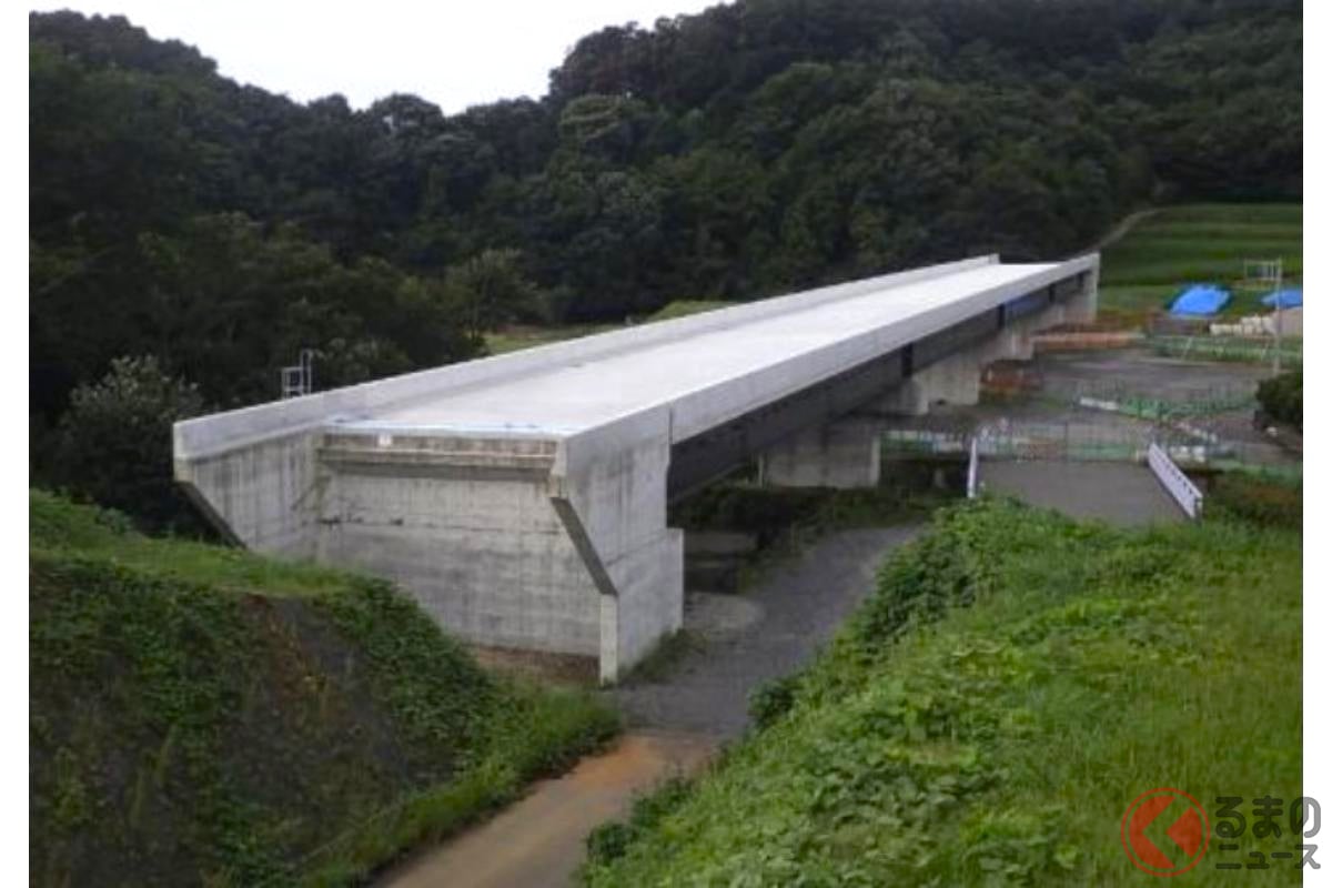 整備中の厚木秦野道路。今回開通する厚木環状3号線も将来接続予定(画像:国土交通省)
