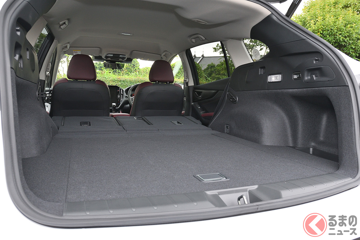積載量が自慢のステーションワゴンだが…国産車では少なくなっている?(画像はスバル「レヴォーグ」)