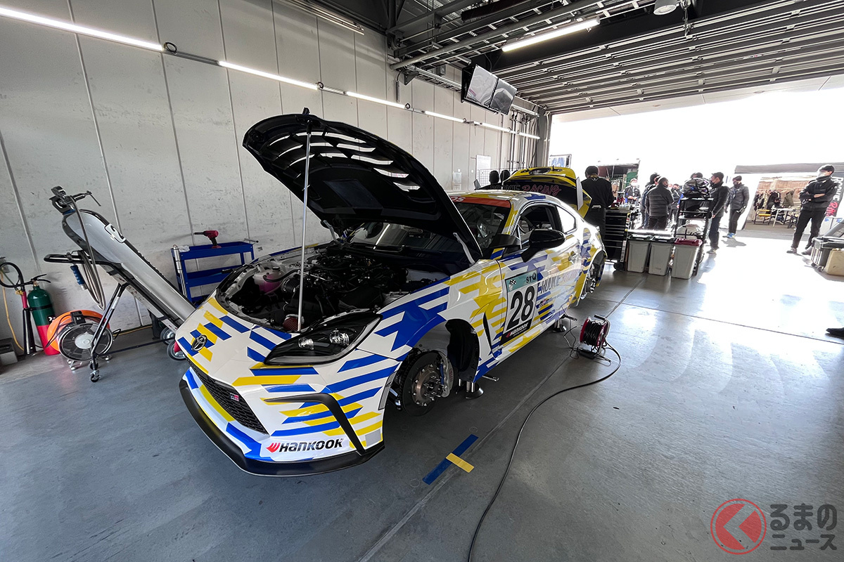 ORC ROOKIE Racing「28号車 ORC ROOKIE GR86 CNF concept」