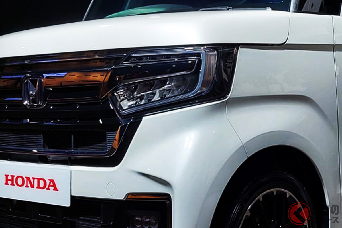 海外でホンダの軽自動車「N-BOX」が発見される! なぜ? (画像はホンダインドネシアが展示したモデル)