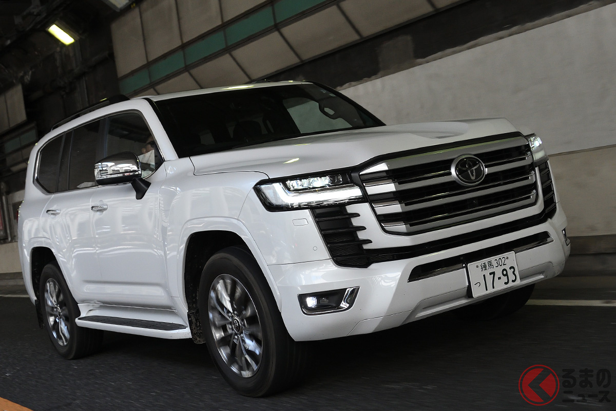 悪路に強いだけじゃない? 300系はオンロードも快適なクルマだった?