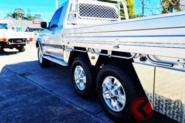 全長6m級トヨタ ランクル6輪車 がもはやデコトラ 560万円の 40万キロ過走行モデル を豪州で発見 くるまのニュース 全長6m級トヨタ ランクル6輪車 がもはやデコトラ 560万円の 40万キロ過走行モデル を豪州で発見 くるまのニュース