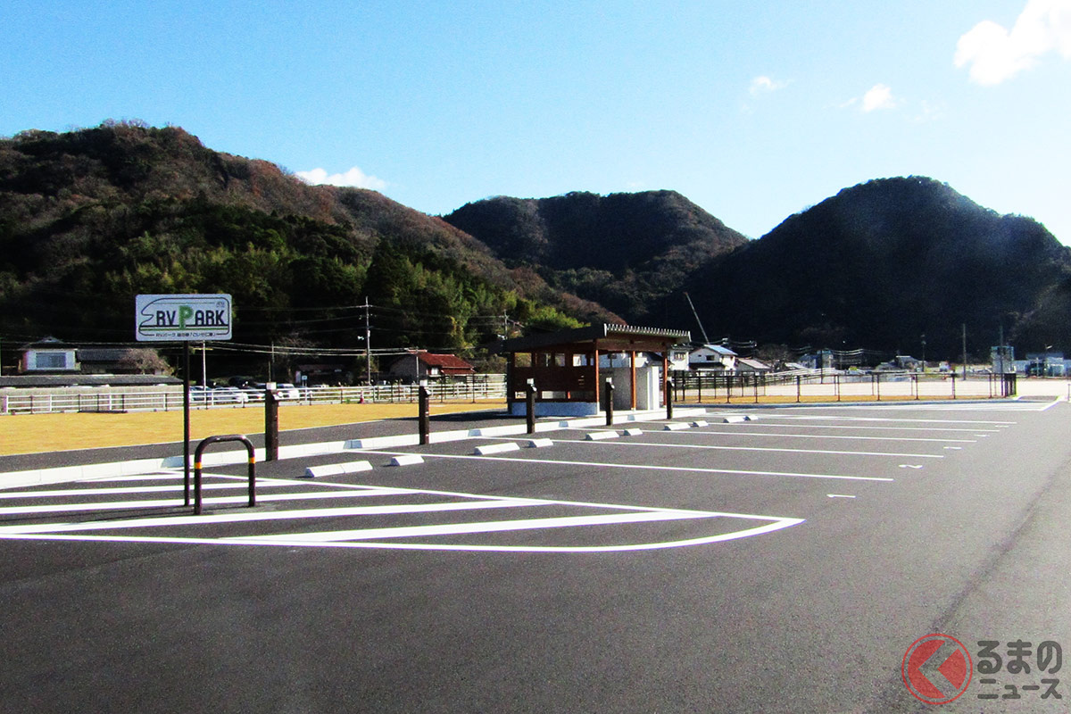 これまではキャンピングカーが多かったが、最近では普通車による車中泊需要も増えているという(画像:RVパーク道の駅「ごいせ仁摩」)