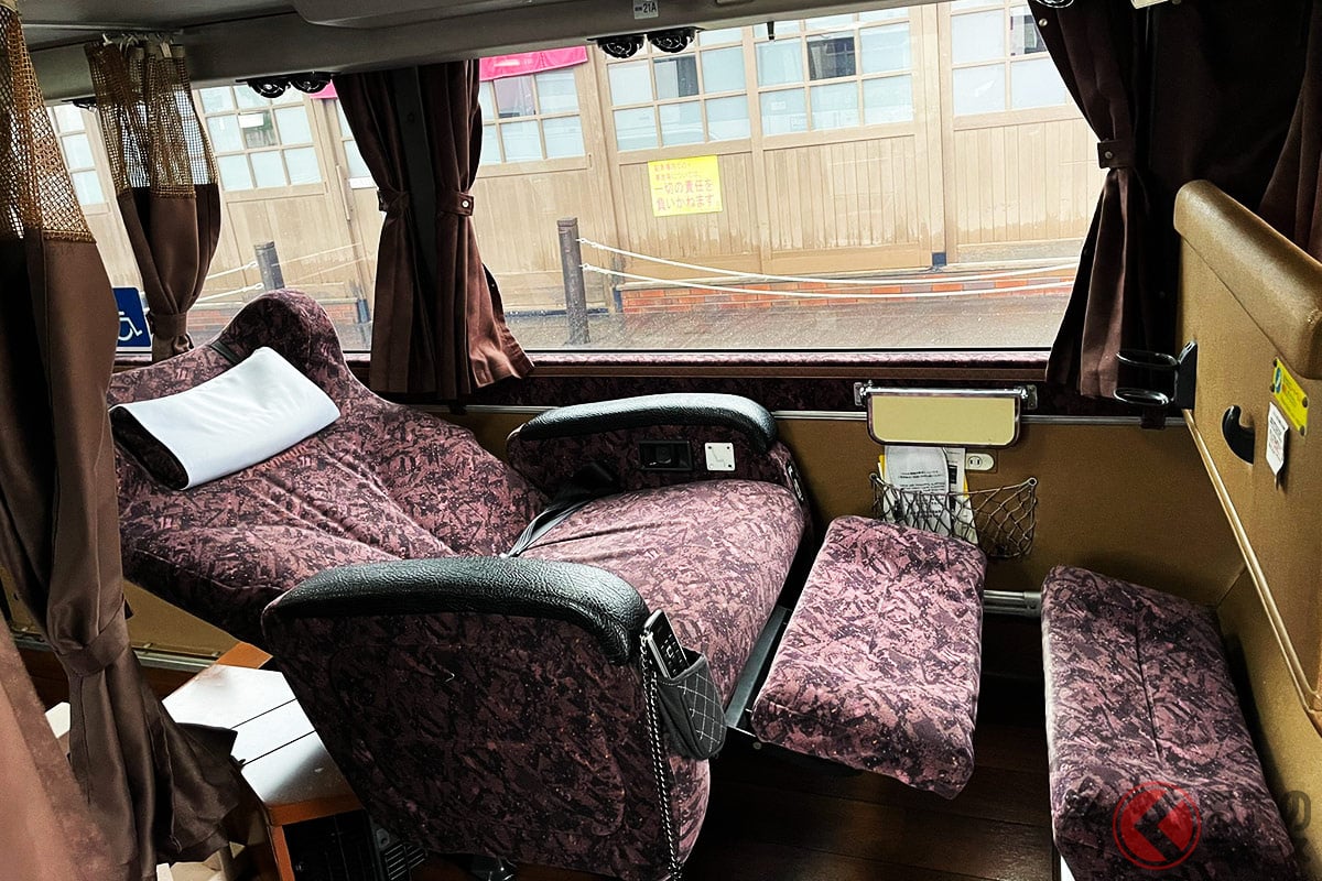 こんな豪華シートでバス旅をしたい! 憧れのバスライフを楽しむのもアリ?(画像提供:さっぽろバスチャンネル(@Sapporo_BUS)」)