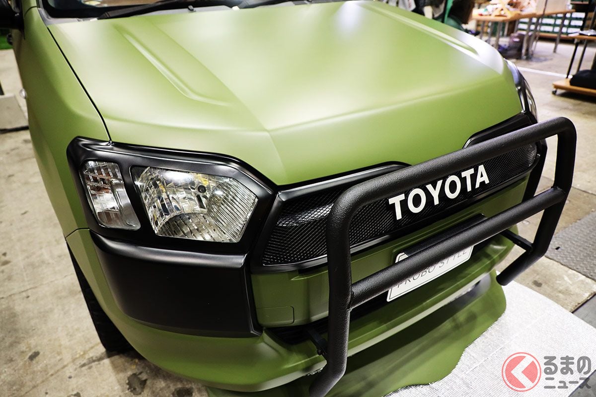 トヨタ「プロボックスキャンピングカー」がすごい! 遊びココロ溢れるアウトドアカスタム仕様に!