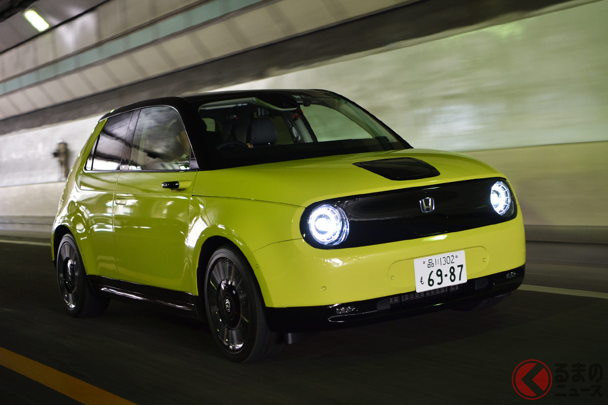 最近「慣らし運転」って聞かないけど…電気自動車にも慣らし運転はいらないの? (画像はホンダの電気自動車「ホンダe」)