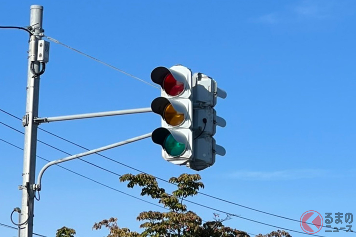 あれ? よく見かける信号機って「横型」「縦型」どっちだっけ?