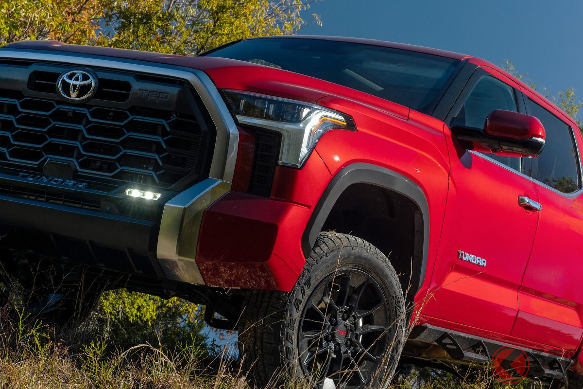 トヨタ自ら「3インチ(約7.62cm)」アゲちゃったリフトアップキットを新型「タンドラ」に設定! そんなに上げて良いんですか?