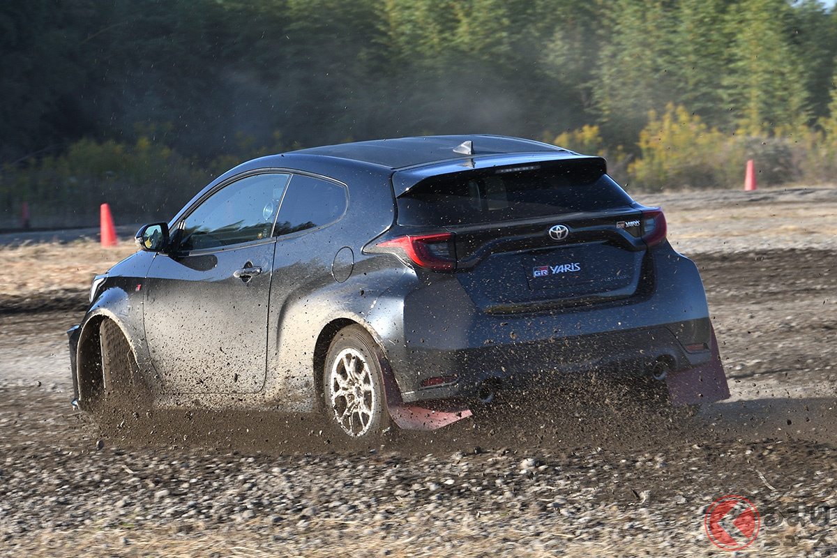 ダートなら軽さが有利な「GRヤリス」が楽しい? サーキットなら「GRカローラ」か