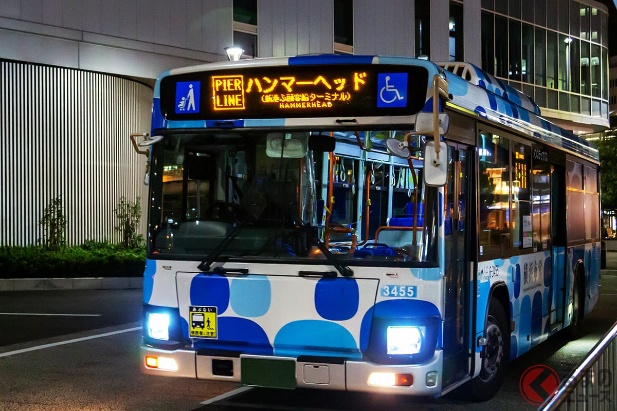 路線バスなどが発進時にウインカーを出したら譲らなければいけない?