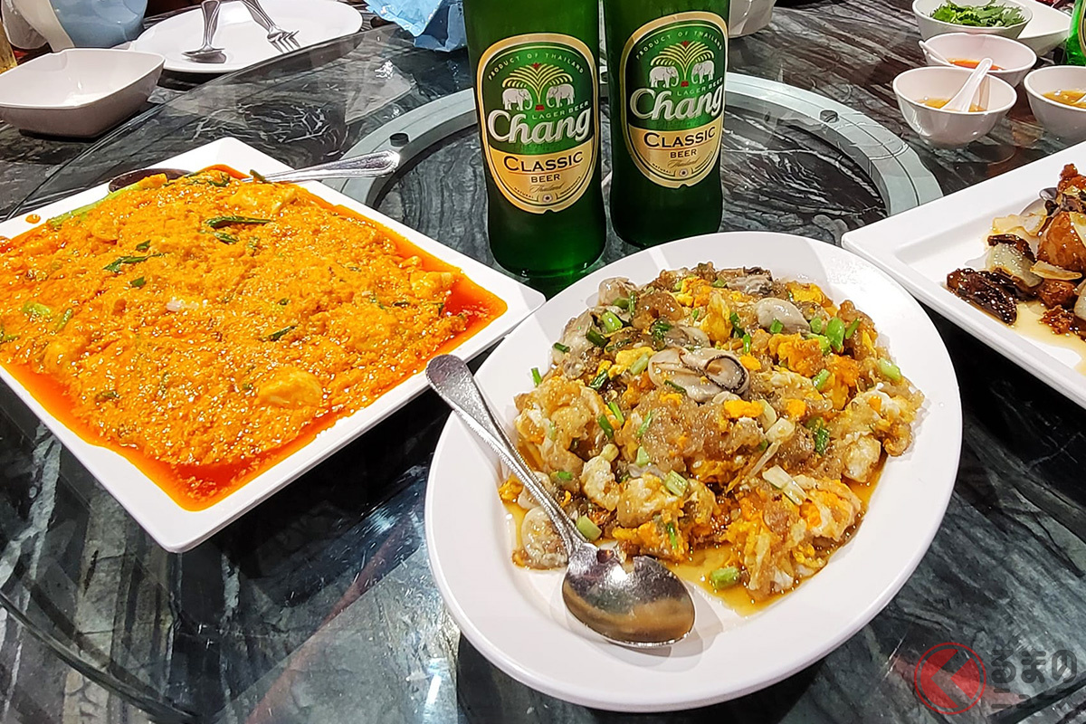 タイ現地でソンブーン・シーフードの「プーパッポンカリー」を食べてみた!(写真提供:山本シンヤ氏)