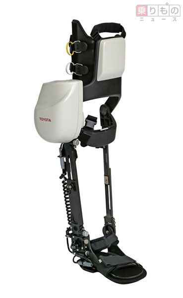 産業用ロボットで培われた技術が詰め込まれた、「ウェルウォーク WW-1000」の「ロボット脚」本体。麻痺側の脚に装着し、膝の曲げ・伸ばし動作を補助する（画像：トヨタ）。