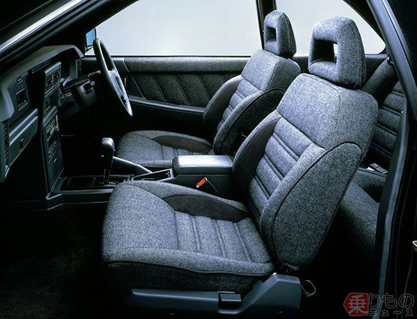 1986年発売「レパード XS-II」（画像：日産自動車）。