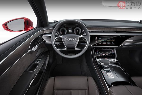 日本初公開「Audi A8」（画像：アウディ）。