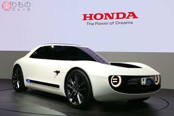 世界初披露「Honda Sports EV Concept」（2017年10月25日、大音安弘撮影）。