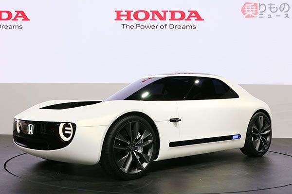 世界初披露、「Honda Sports EV Concept」。次世代スポーツカーとして提案するホンダらしいEVコンセプトカー。